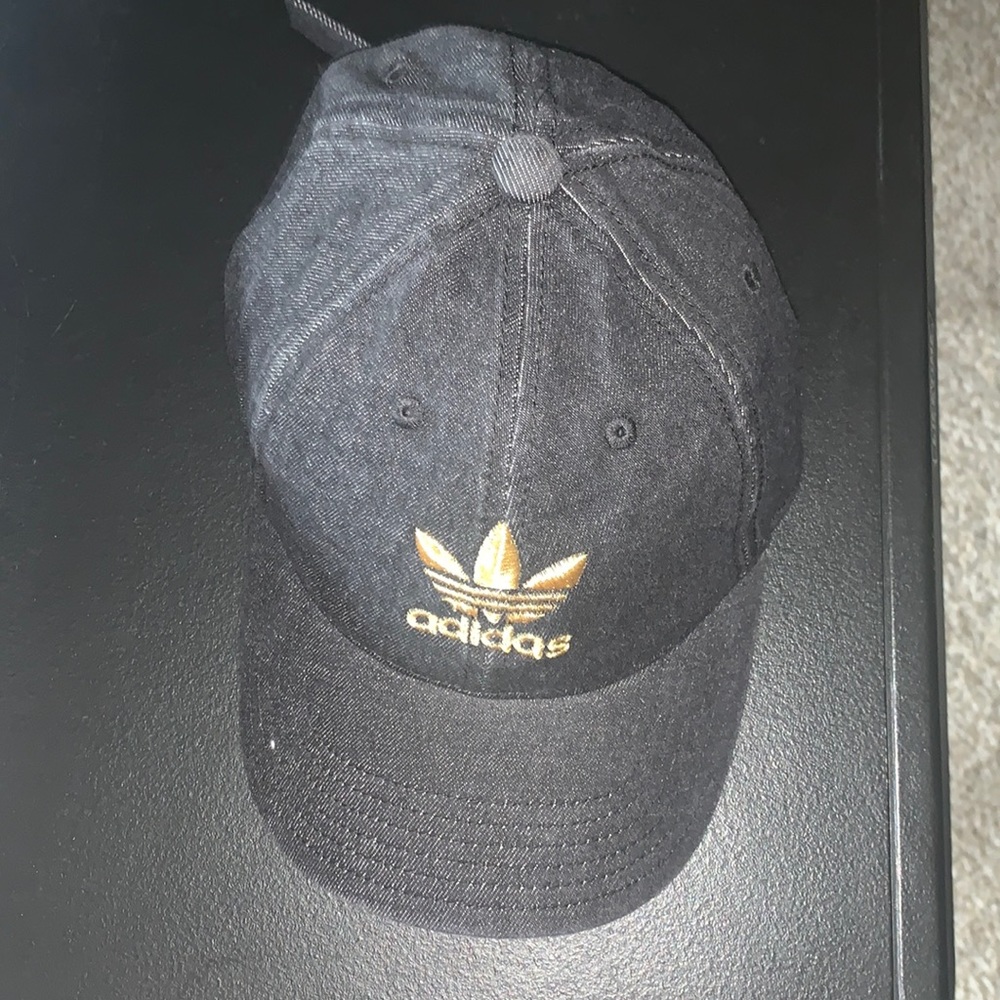 Adidas black denim hat